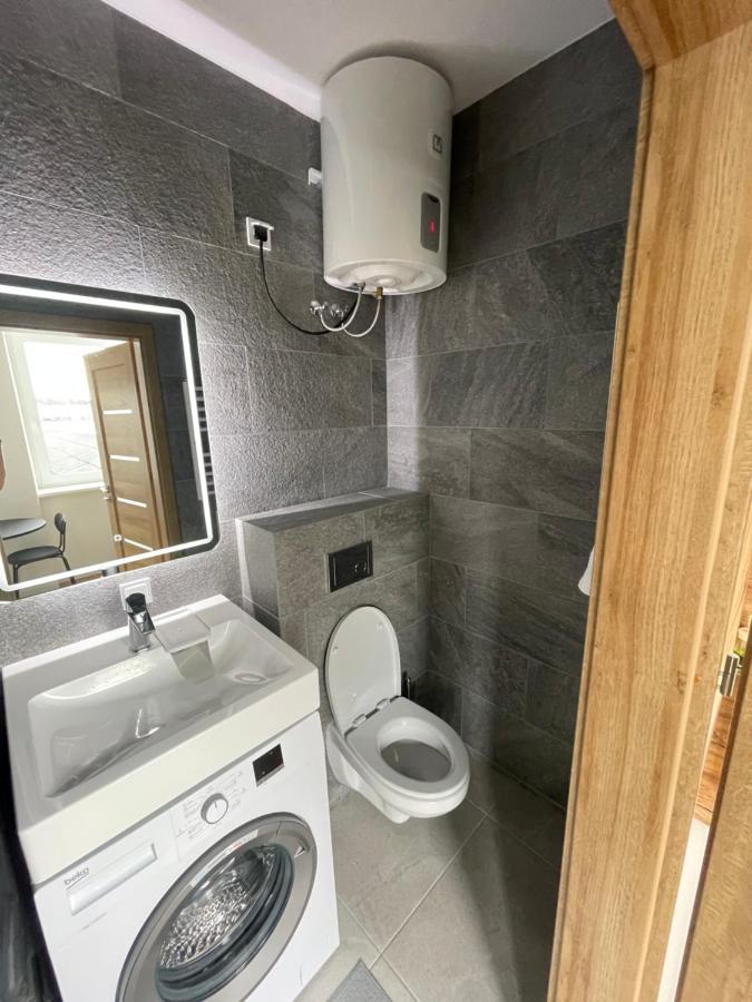 Airport Apartment 32 Self Check-In Free Parking ヴィリニュス エクステリア 写真